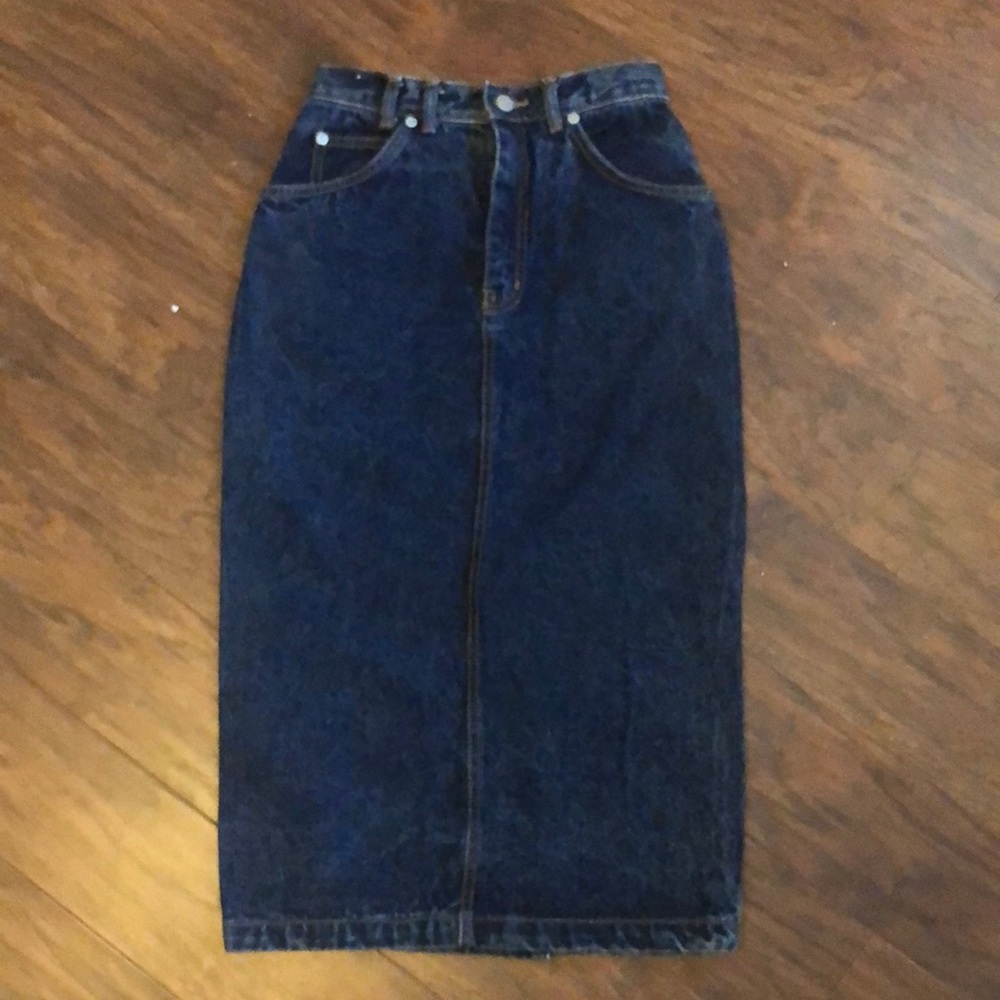 Vintage 1980’s Jordache Basics Denim Skirt